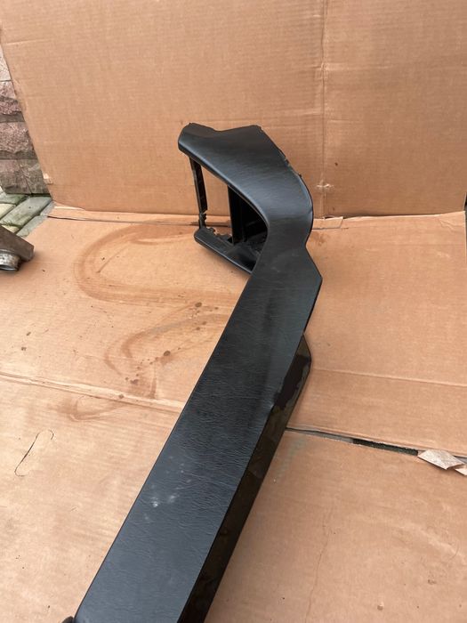 Консоль на 124 мерседес