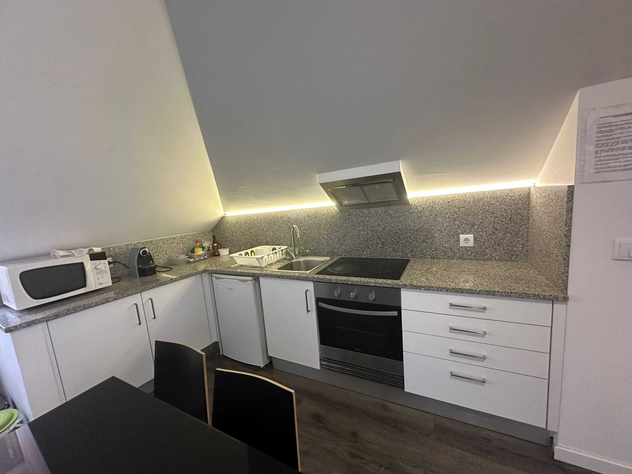 Suite Wc Privado Junto ás Faculdades de Benfica e C. Comercial Colombo
