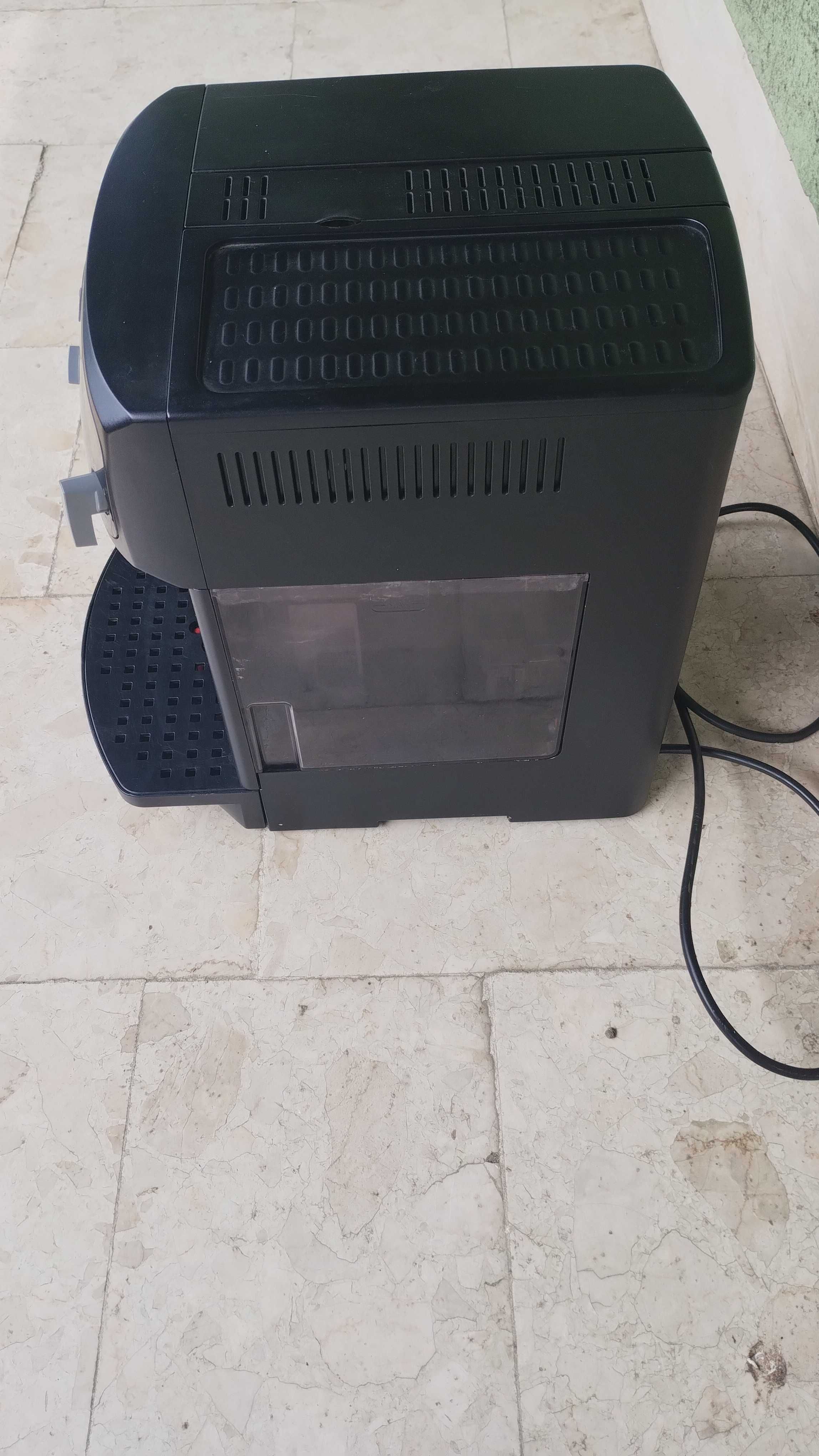 Ekspres do kawy DeLonghi caffe Venezia uszkodzony
