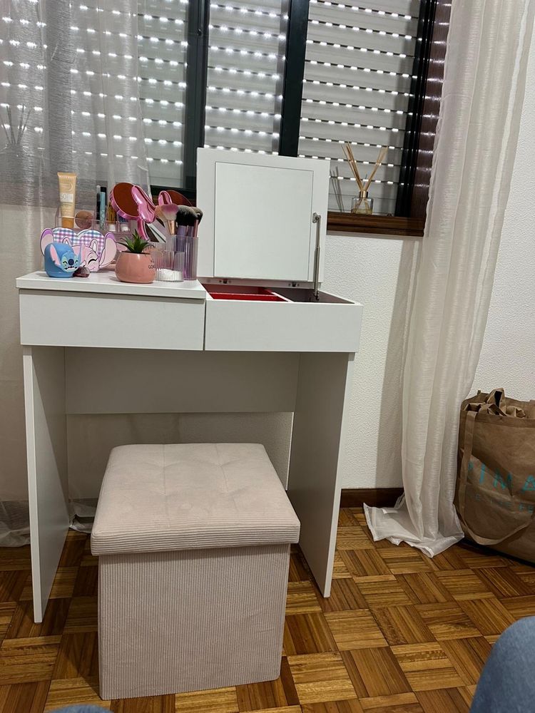 Toucador ikea novo