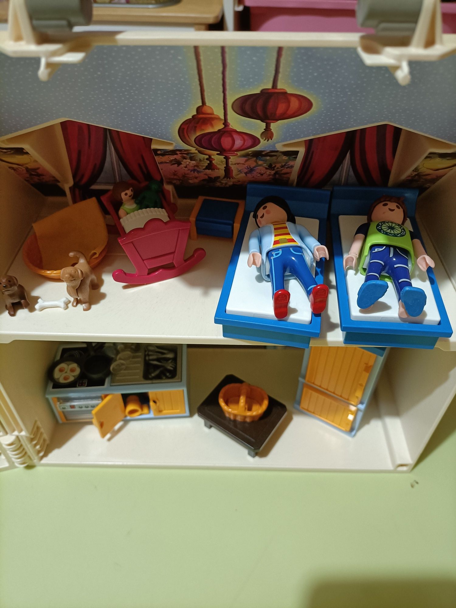 Casa Playmobil com tudo incluído