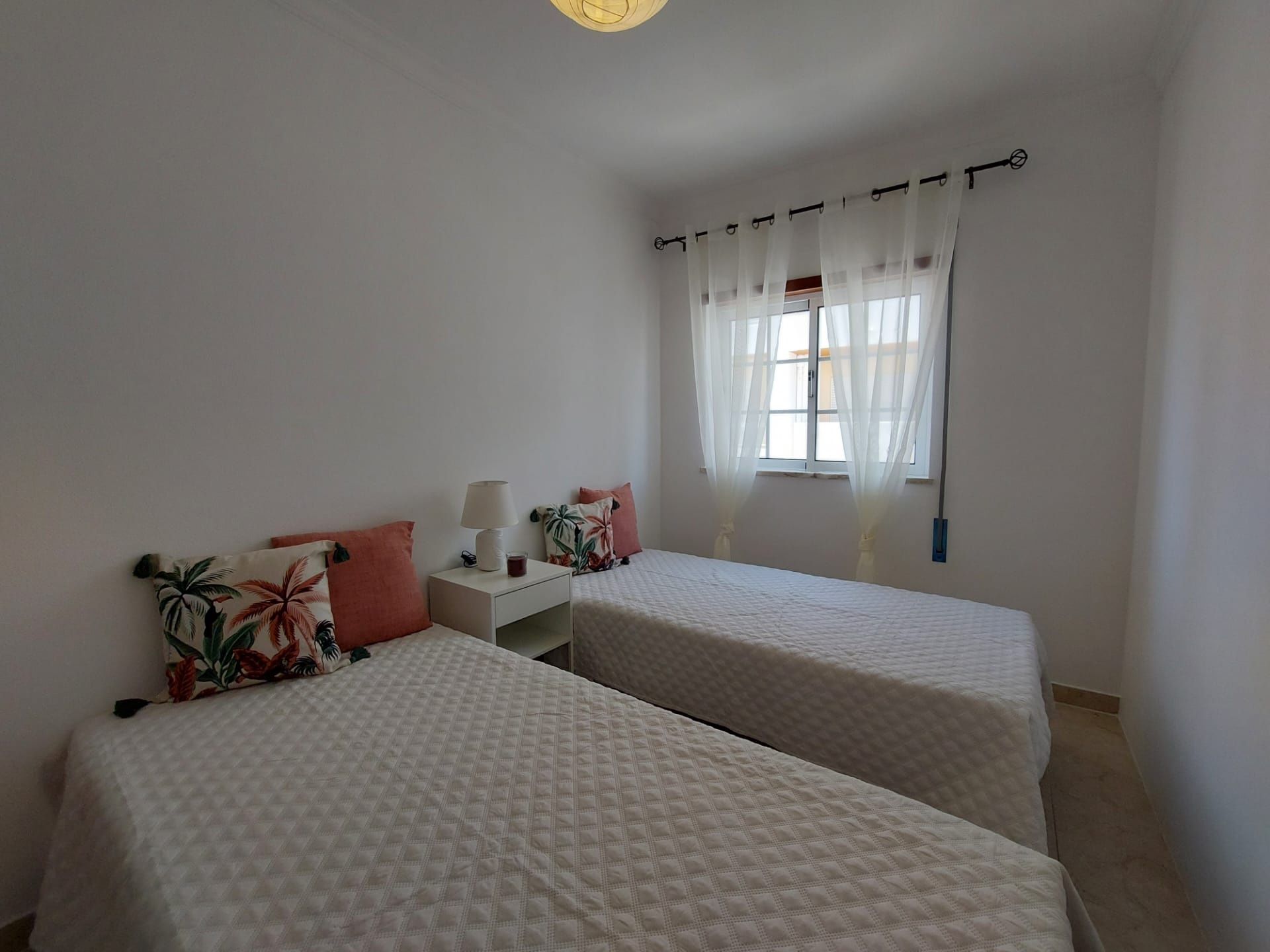 Apartamento T1+2 Monte Gordo férias a 300 m da praia