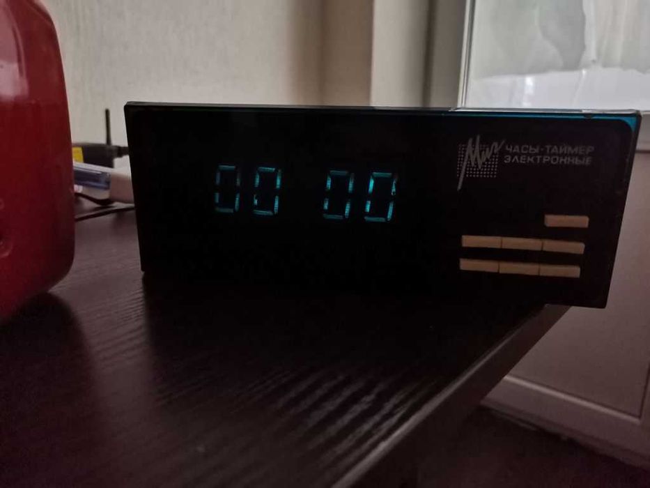 Часы таймер электронные Миг