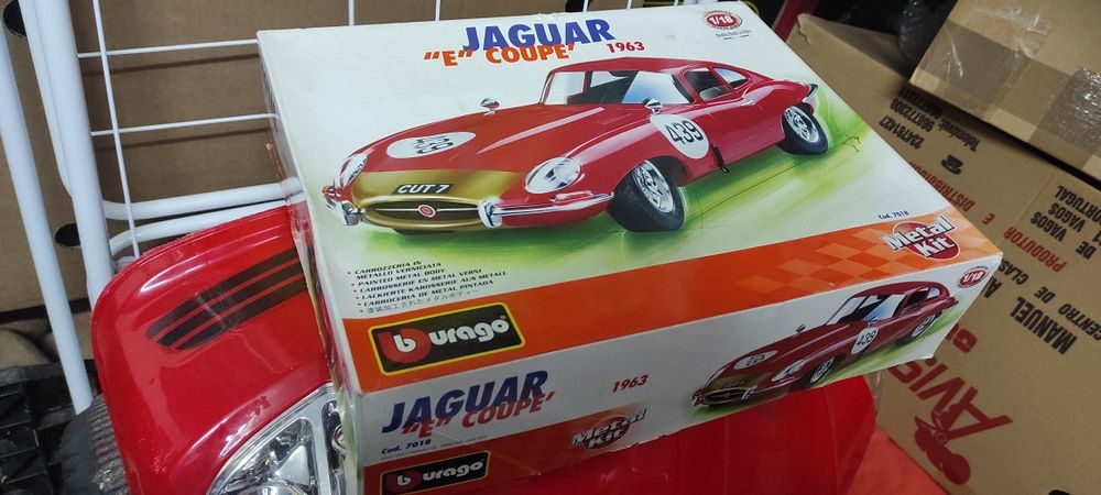 1/18 Jaguar e coupé Burago kit carro coleção miniatura