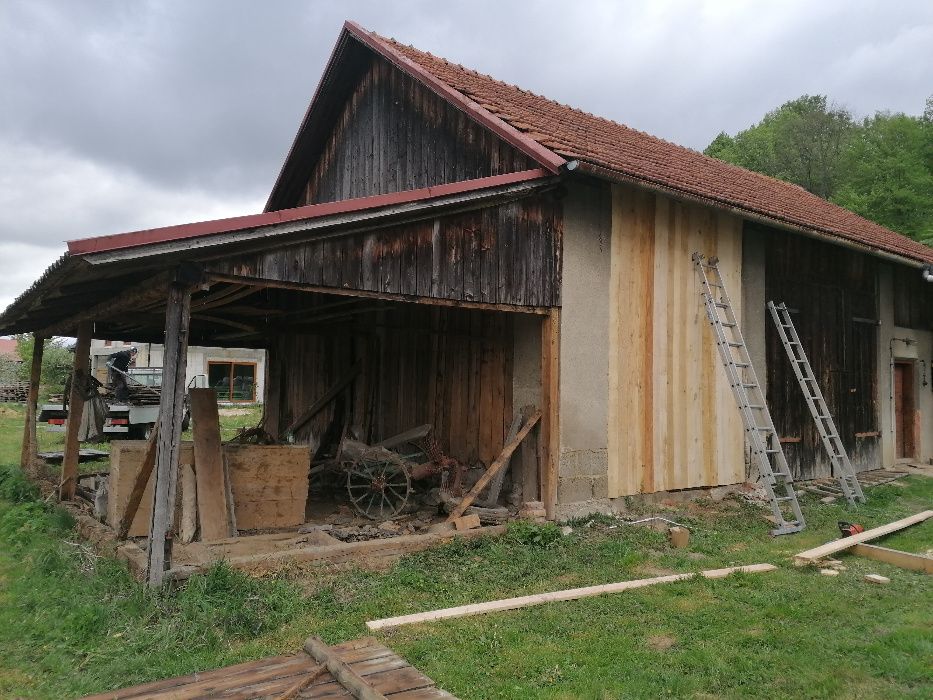 Rozbiórka stodoły skup starego drewna deski obiciowe stare drewno