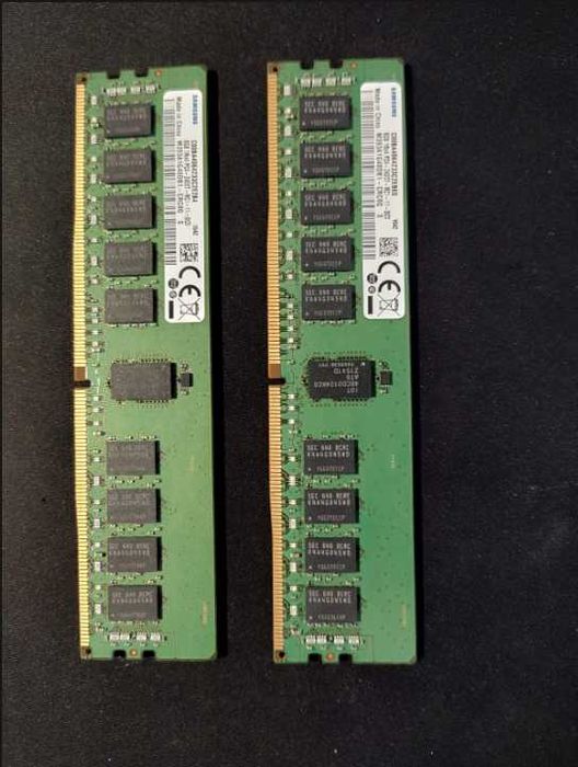 Samsung RAM DDR4 16GB 2x8GB 1Rx4 PC4 2400T