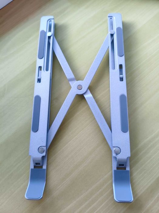 Składana podstawka aluminiowa pod laptop , tablet
