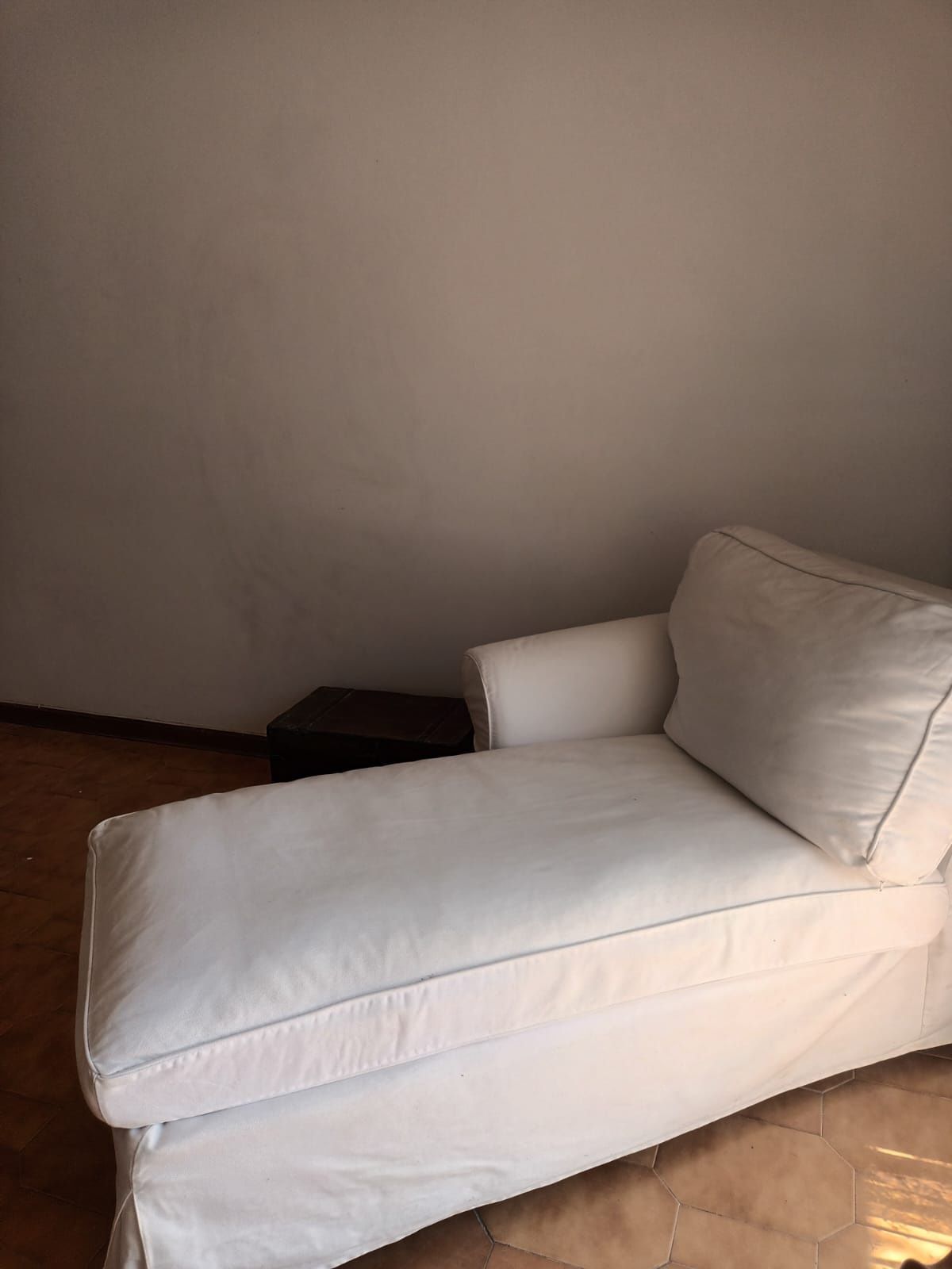 Chaise longues branco Ikea