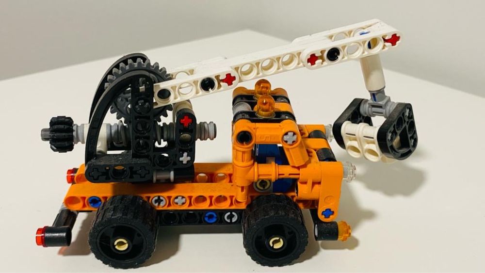 Lego Technic 42088