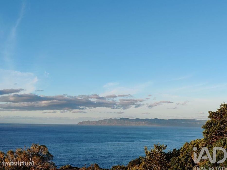 Terreno em Santo António de 2099,00 m2
