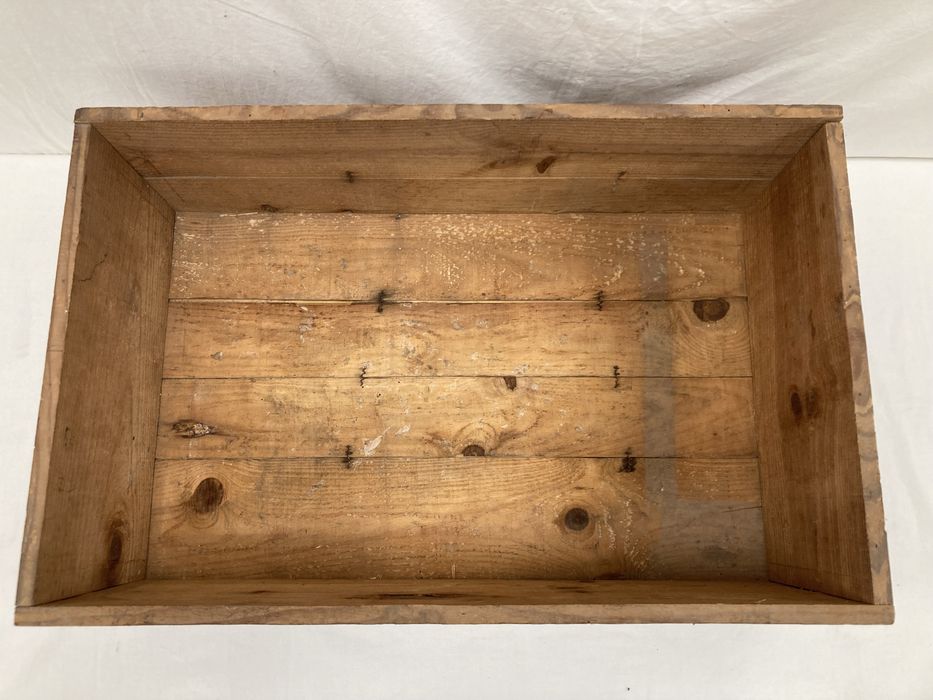 Caixa Antiga de Madeira "Explosivos da Trafaria"