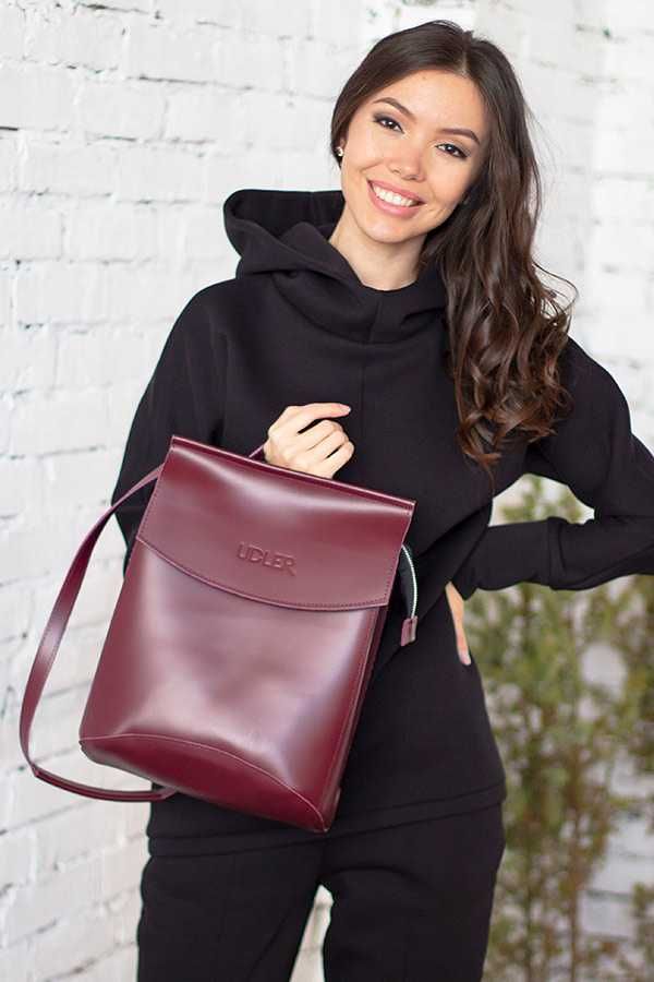 Жіночий шкіряний рюкзак українського бренду