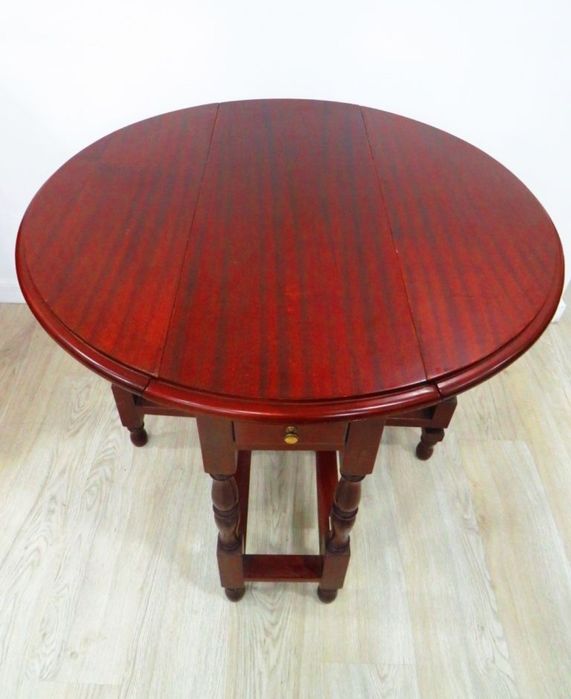 Mesa de abrir com duas abas.