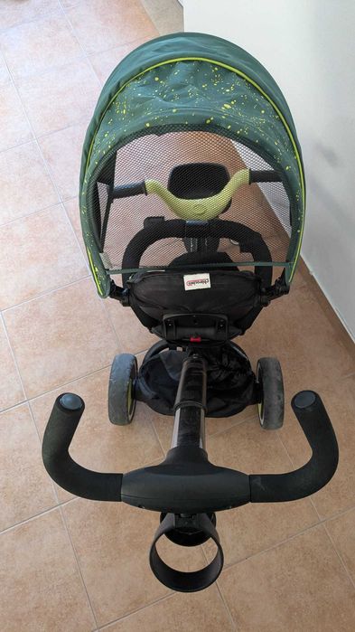 Triciclo para bebé Chipolino Vector MG com Capota