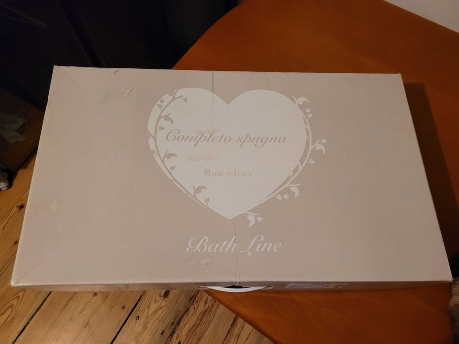 Zestaw dwa włoskie szlafroki i ręczniki 100% bawełna zestaw kąpielowy