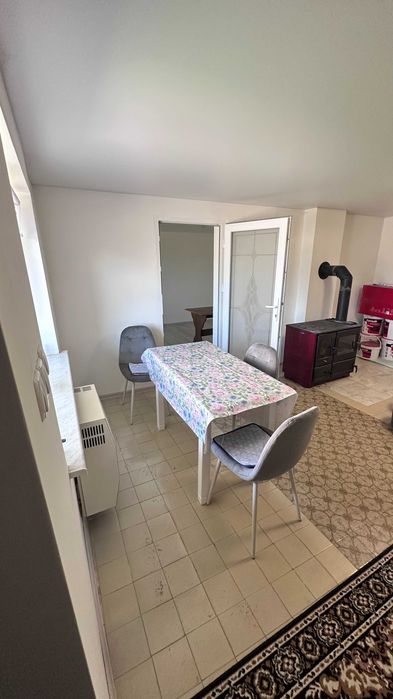 Продається чудовий двоповерховий будинок у мальовничому селі Малинівка