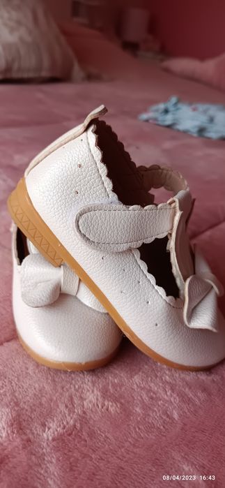 Sapato branco menina 23/24