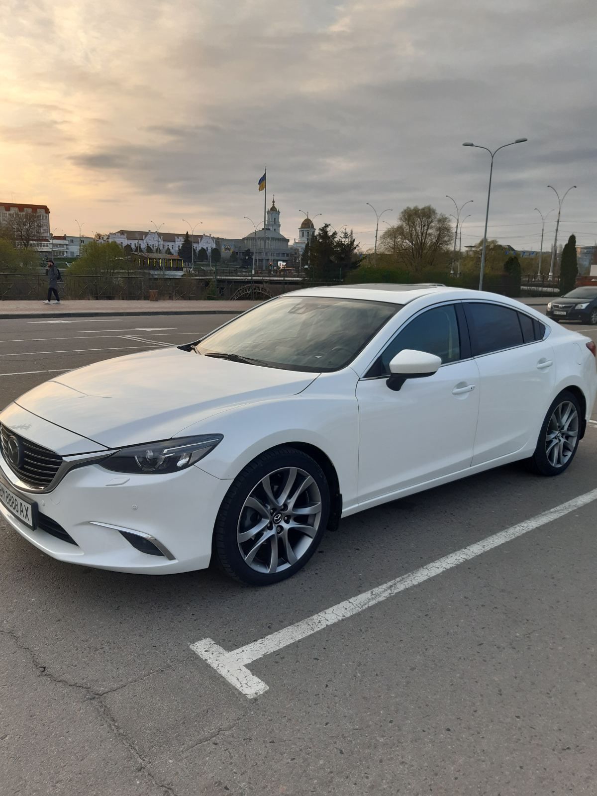 Продам Mazda 6, 2.5 SkyActive-G АT (192 к.с.) •  2015 р