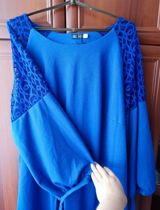 Продам сукню нову