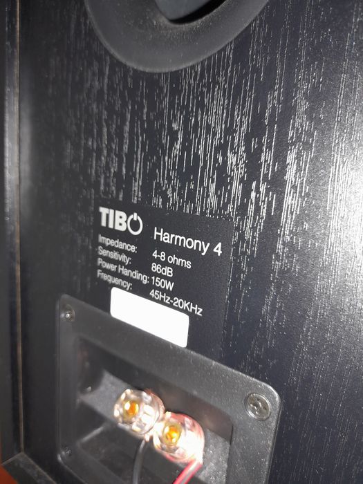 Colunas  TiBO Tannoy