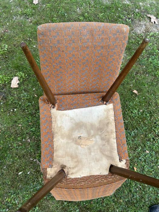 Krzesła tapicerowane patyczak typ.200-244
