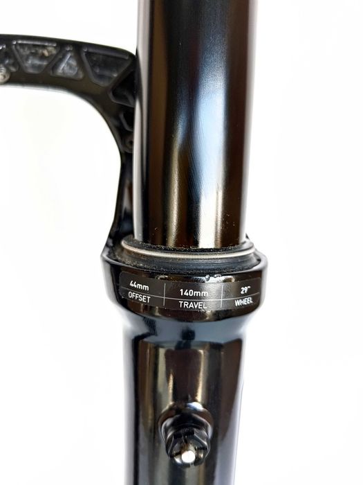 Amortyzator Rock Shox Pike Ultimate 29'' Charger 3RC2 ButterCups (520)