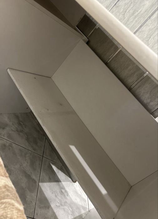 Biurko z 4 szufladami