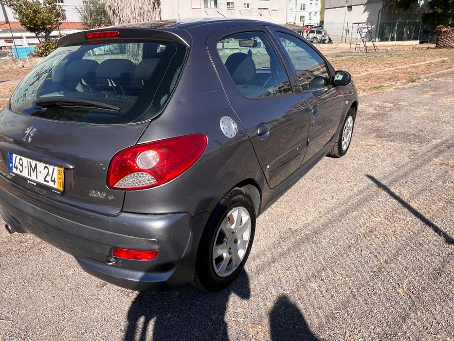 Peugeot 206 + 1.2