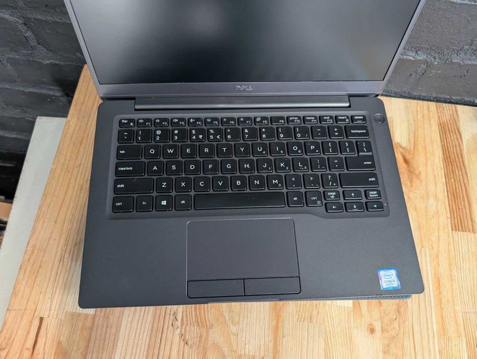 Шикарні ноутбуки для дому та роботи Ноутбук Dell Latitude 7300 є 20 шт