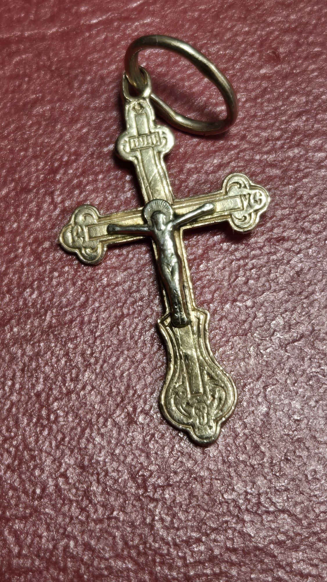Złoty krzyżyk Jezus prawosławny
