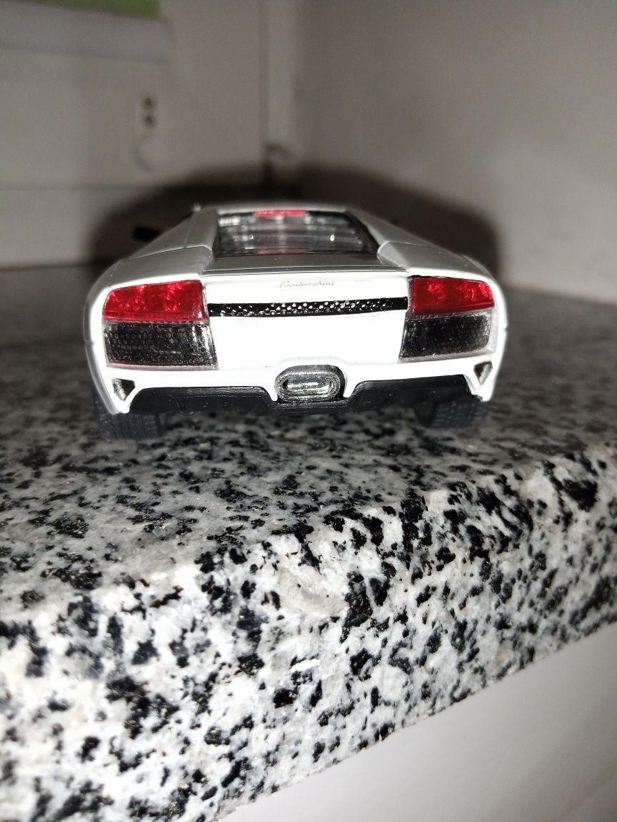 Модель машини Lamborghini Murciélago LP640