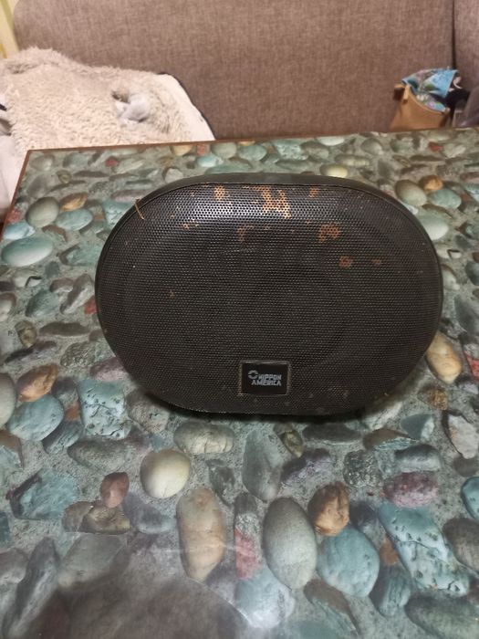 Продам автомобильные динамики.