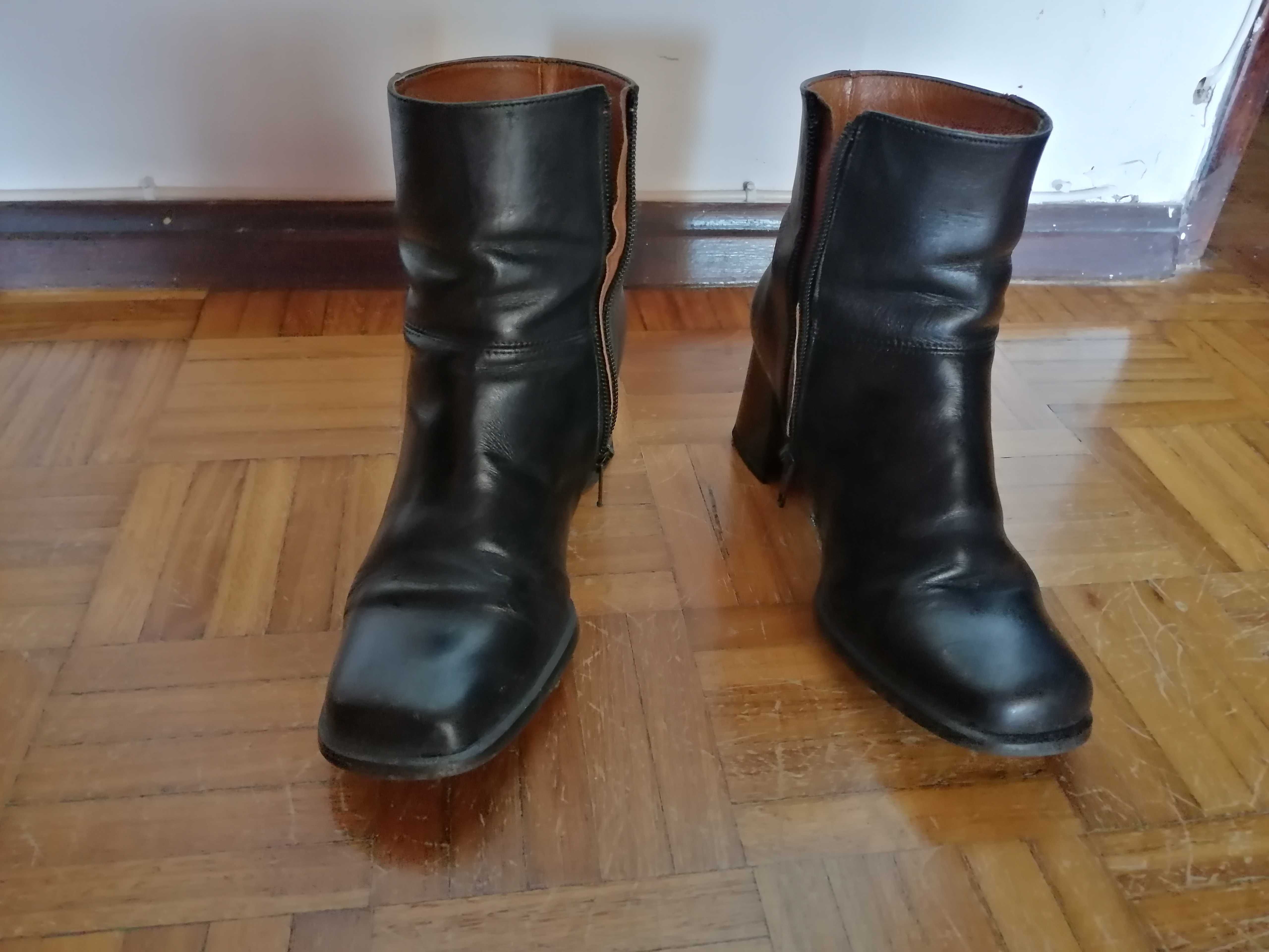 Botas de salto alto