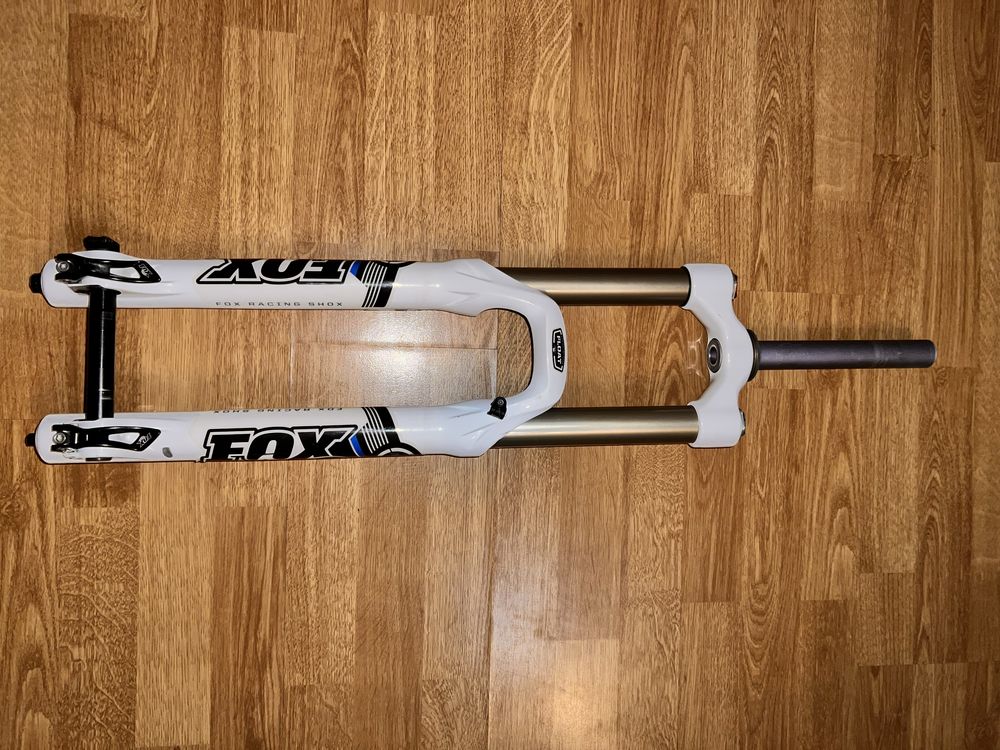 Вилка fox float 180 mm щойно після т/о