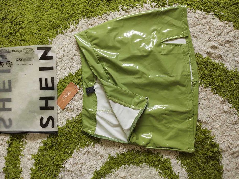 Лакова спідниця Вінілова Латекс Юбка Shein SEXY НОВА L Лак кожа шкіра