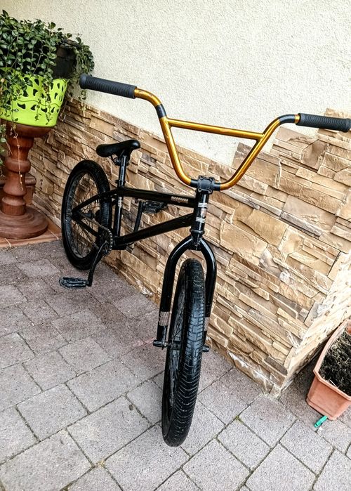 Bmx rower w dobrym stanie Mongoose legion L10