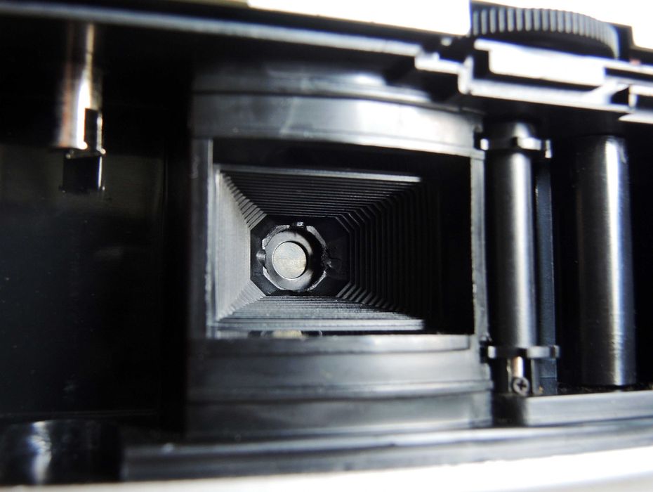 Вінтажна плівкова 35 мм камера Hodar