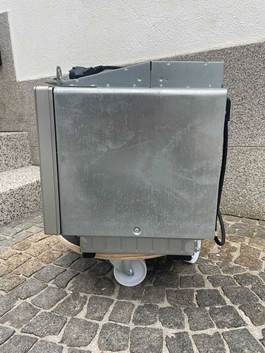 Micro-ondas Balay – usado, em bom estado!