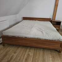 Łóżko sypialniane wraz z szafką nocną