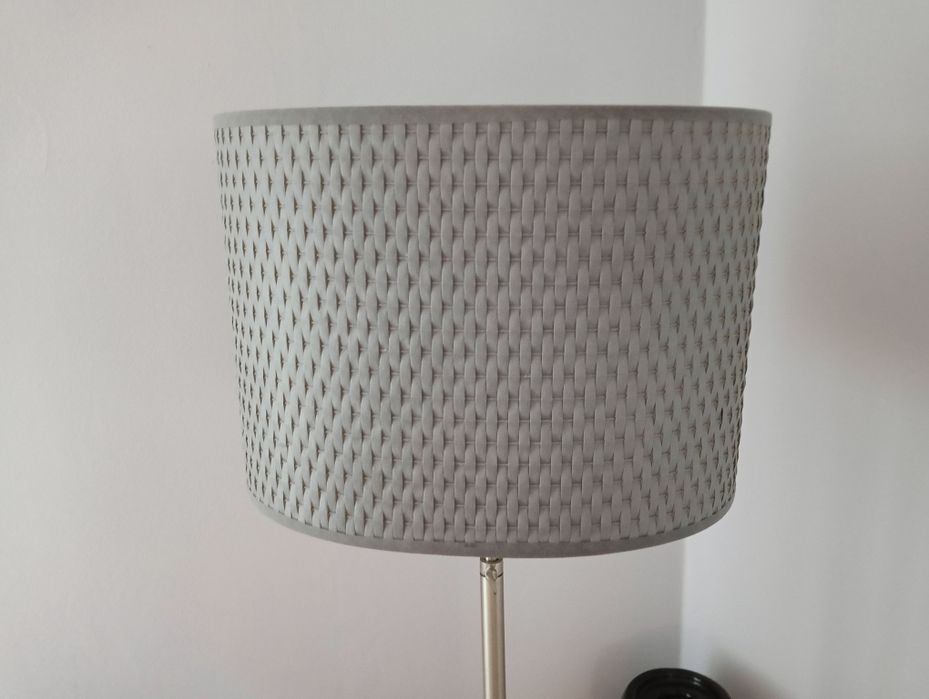 Szary abażur do lampy stojącej lub wiszącej