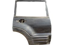 Дверь задняя правая с накладкой Mitsubishi Pajero 3 1999-2006 MR496880