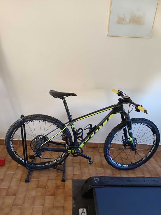 Bicicleta Scott Scale 900 World Cup roda 29, 12v