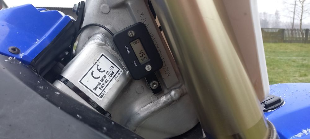 Yamaha YZ450F stan super na wtrysku