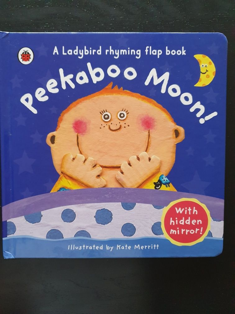 Peekaboo Moon Ladybird rhyming flap book interaktywna książka