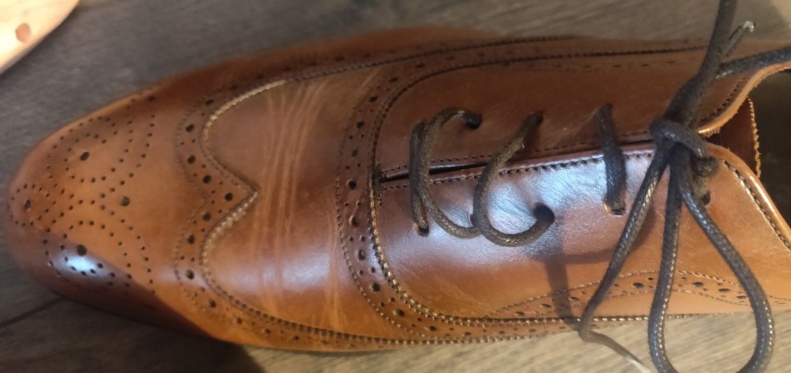 Buty Loake Heston M Mahogany Calf - rozm. 10 F