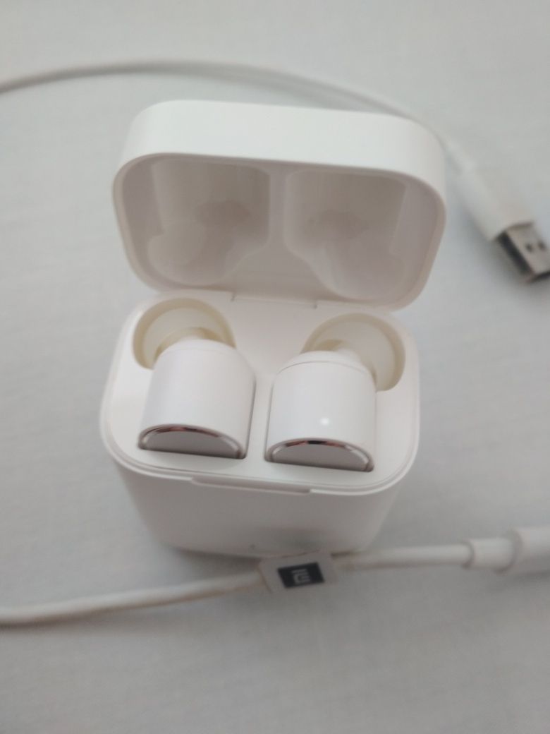 Навушники бездротові Xiaomi Air Mi True Wireless Earphones White.