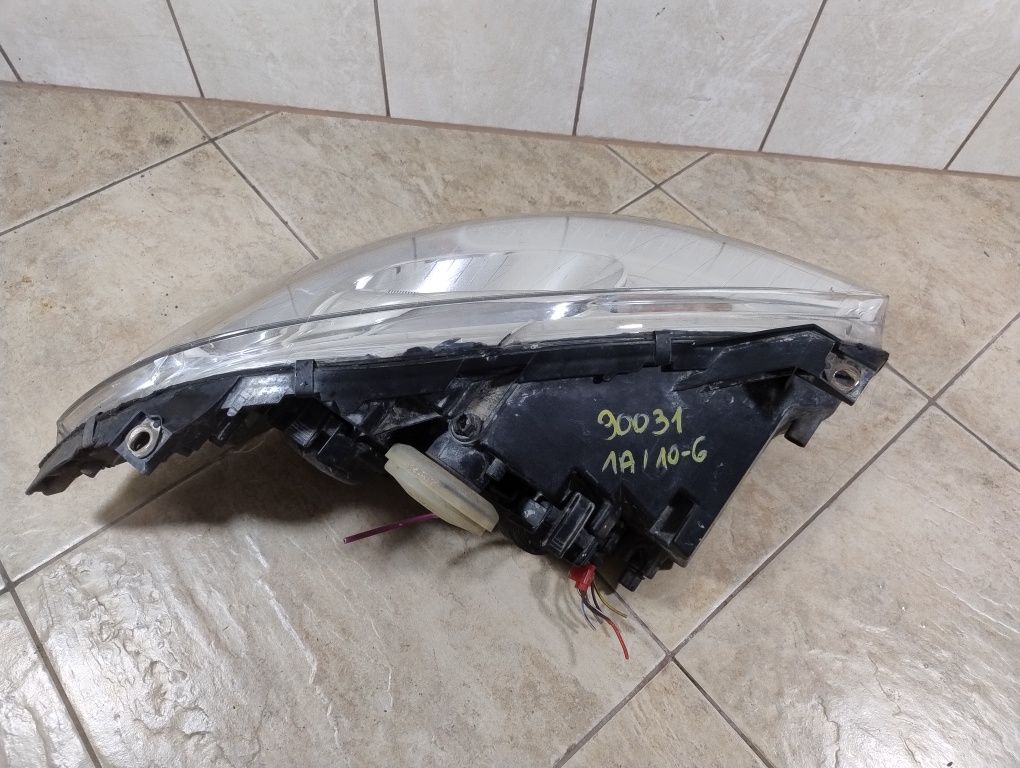 Lampa lewy przód Mercedes w169 Europa 04-08 wysyłka olx reflektor