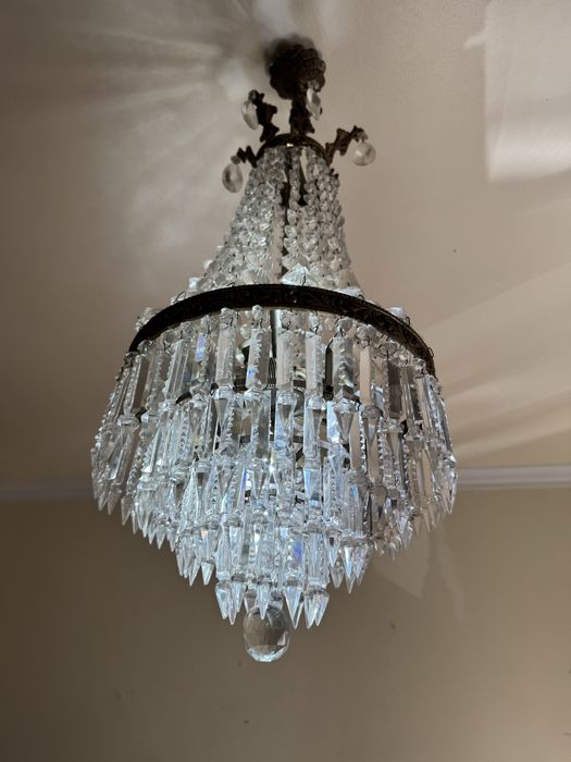 Candeeiros classicos com cristais