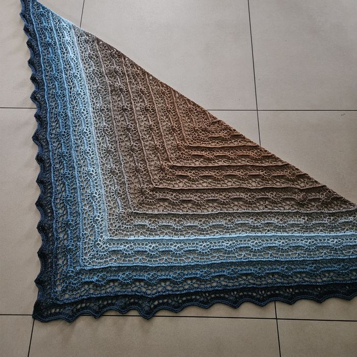 Chusta robiona na szydełku rękodzieło Handmade idealna na prezent