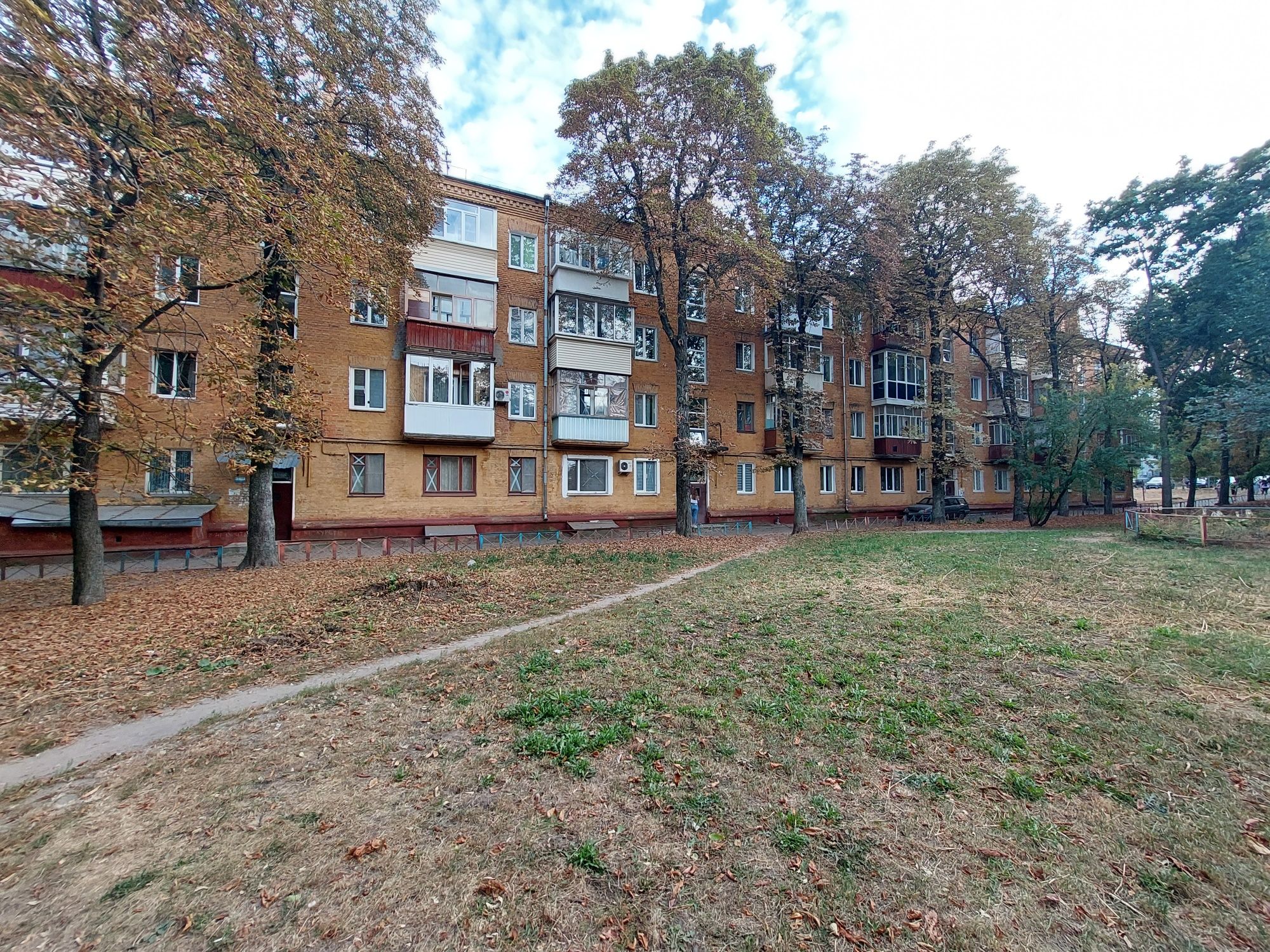 Затишна 2 кімн.квартира в центрі міста!